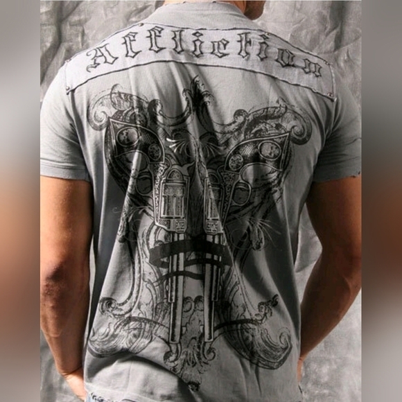 Affliction Other - Affliction T-Shirt "DEAD OR ALIVE" Large Grey NWT Pistols